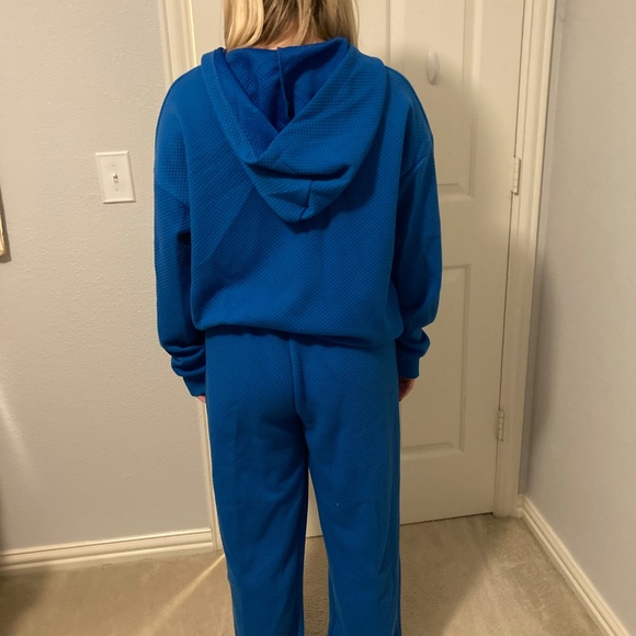 2 Piece Set Waffle Knit Sweatsuit in sky blue - Picture 2 of 3